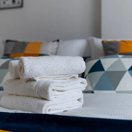 Plac Grunwaldzki Inviting By Bookinghost *