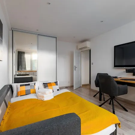 Plac Grunwaldzki Inviting By Bookinghost Apartamento *
